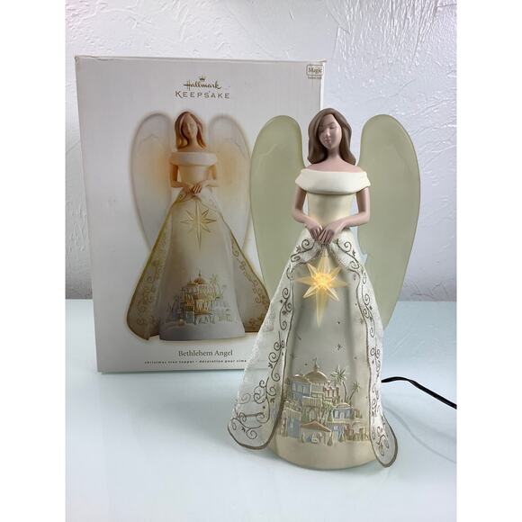 Hallmark Kerpsake Bethlehem Angel Christmas Tree topper 10” EUC *